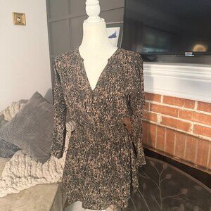 Rails Jasmine Mini Brown Animal Print Dress With V-Neck Long Bishop Sleeves MED
